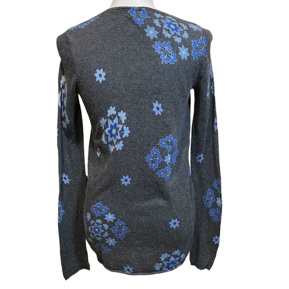Kirra Cashmere Cotton Blend Gray Floral Sweater.  Size S - Picture 3 of 7